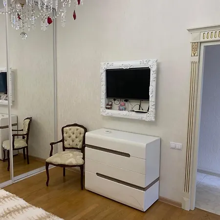 аркадійський палац з терасою Odessa
